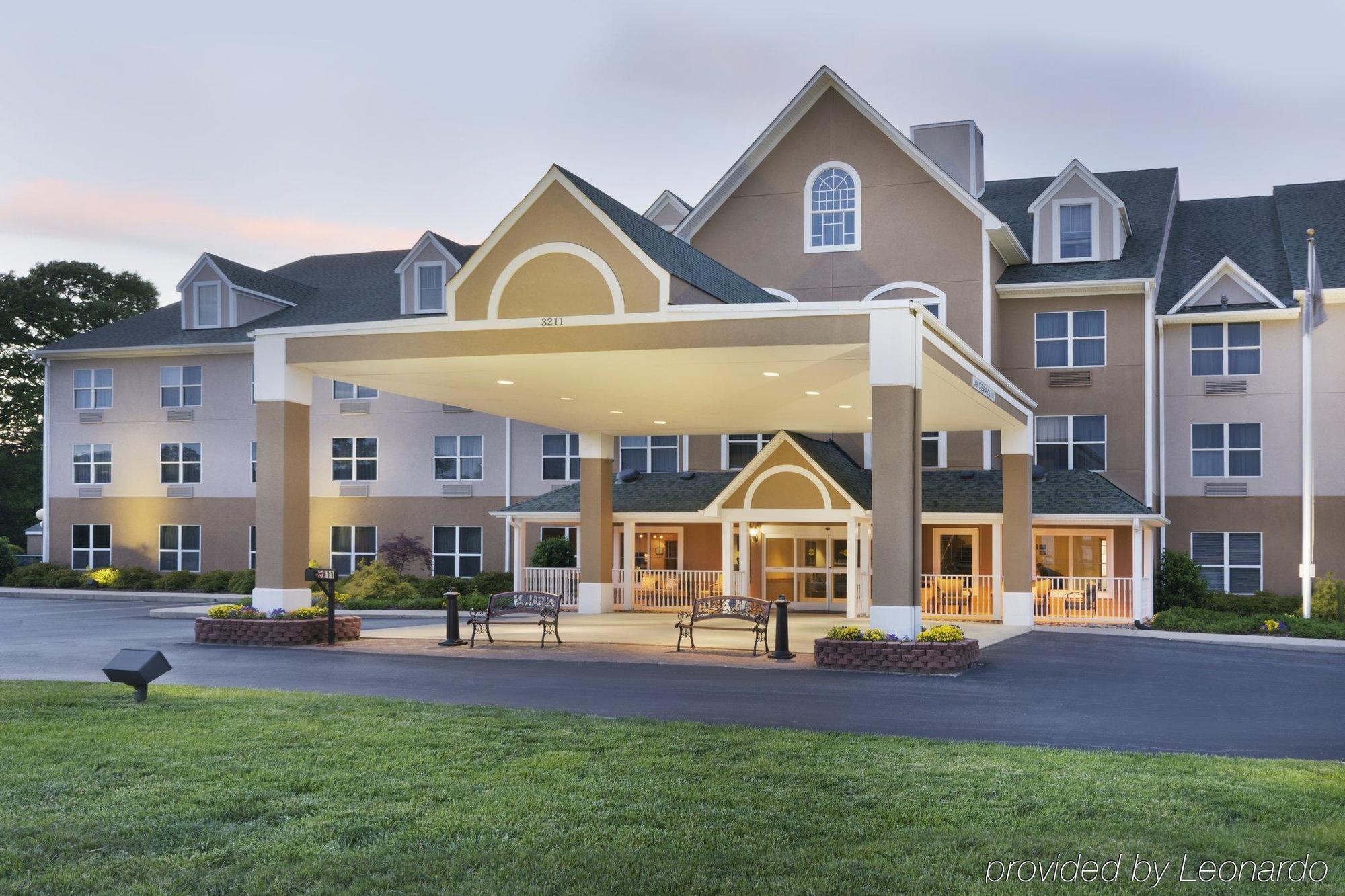 Country Inn & Suites By Radisson, Burlington Elon , Nc Exterior foto