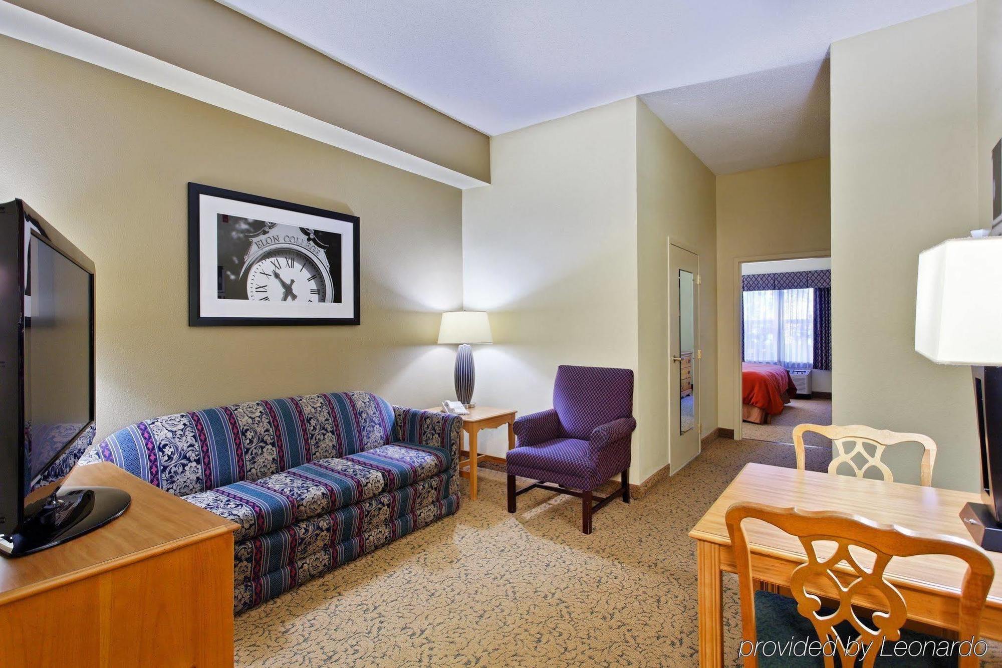 Country Inn & Suites By Radisson, Burlington Elon , Nc Exterior foto